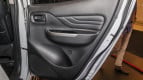 Mitsubishi Triton Interior photo