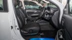 Mitsubishi Triton Interior photo