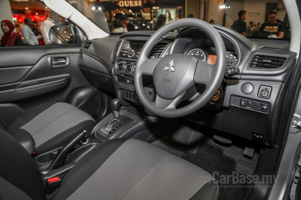 Mercedes-Benz A-Class W177 (2018) Interior