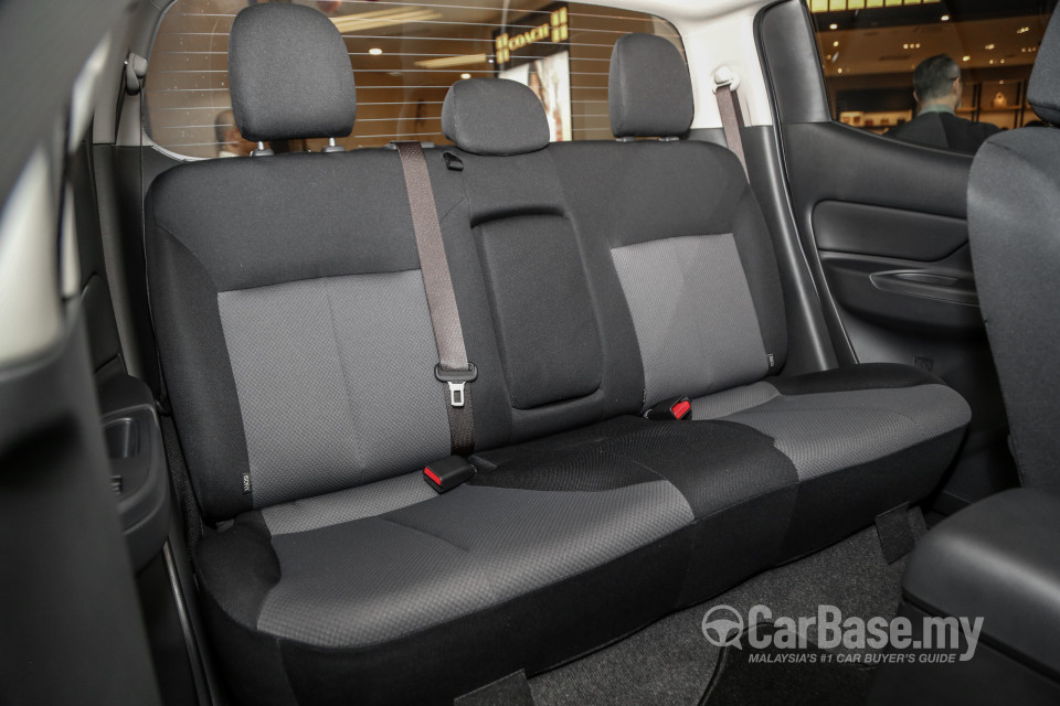 Mitsubishi Triton Mk2 Facelift (2019) Interior