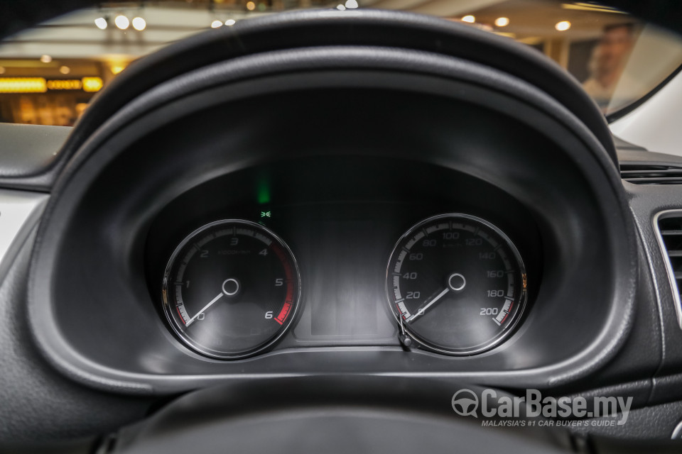 Mitsubishi Triton Mk2 Facelift (2019) Interior