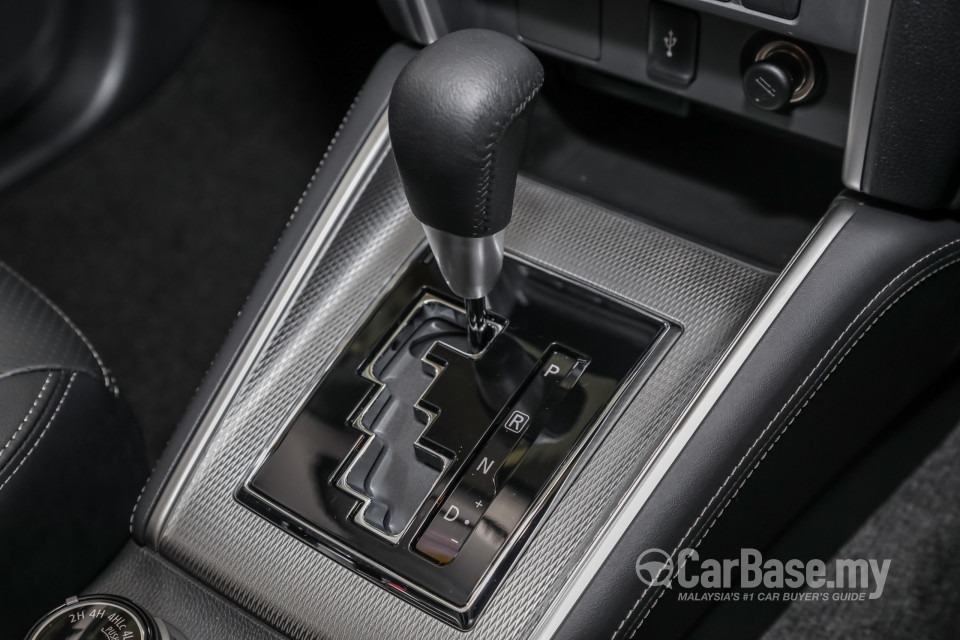 Mitsubishi Triton Mk2 Facelift (2019) Interior
