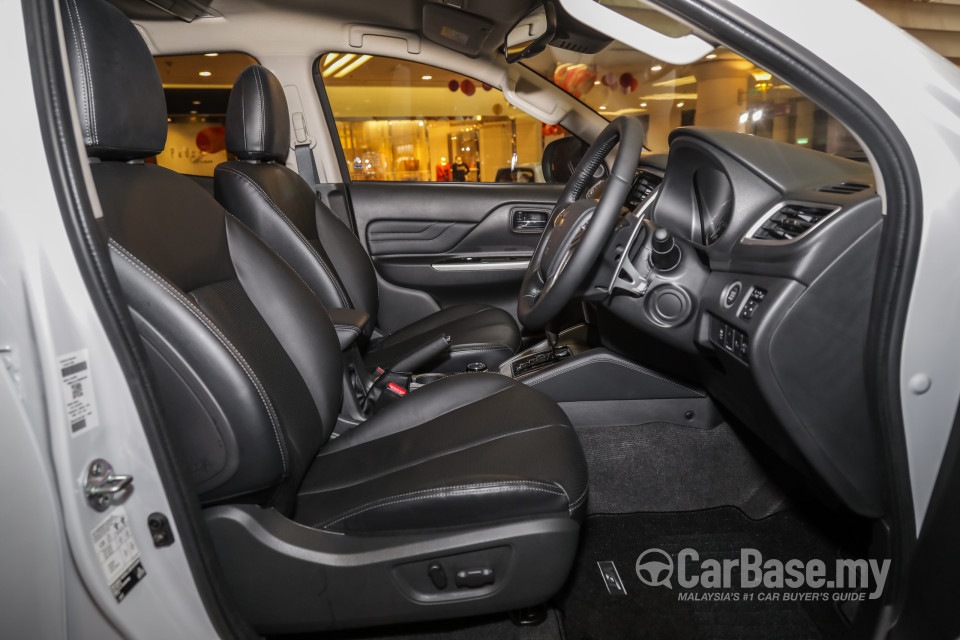 Mitsubishi Triton Mk2 Facelift (2019) Interior