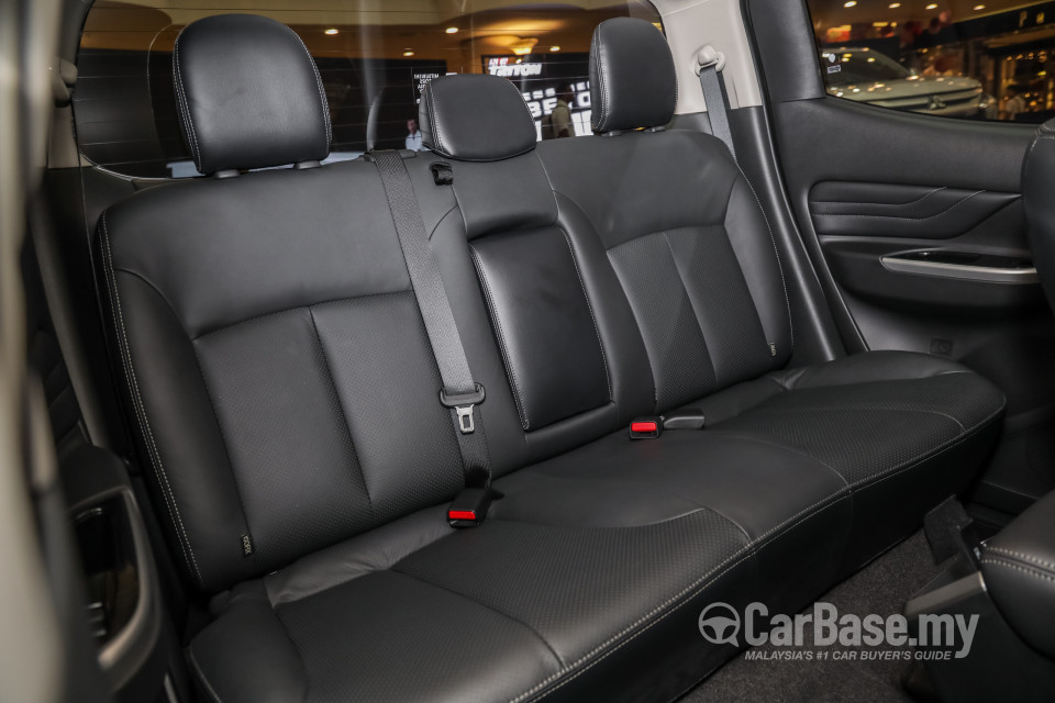 Mitsubishi Triton Mk2 Facelift (2019) Interior