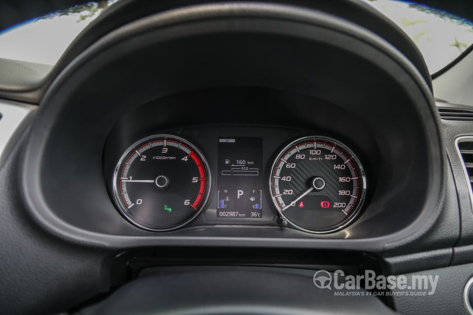 Mitsubishi Triton Mk2 Facelift (2019) Interior