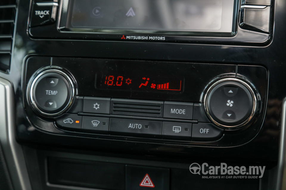 Mitsubishi Triton Mk2 Facelift (2019) Interior