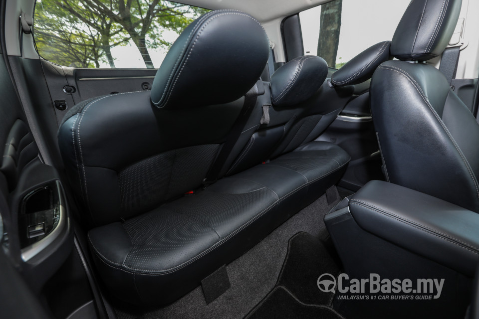 Mitsubishi Triton Mk2 Facelift (2019) Interior