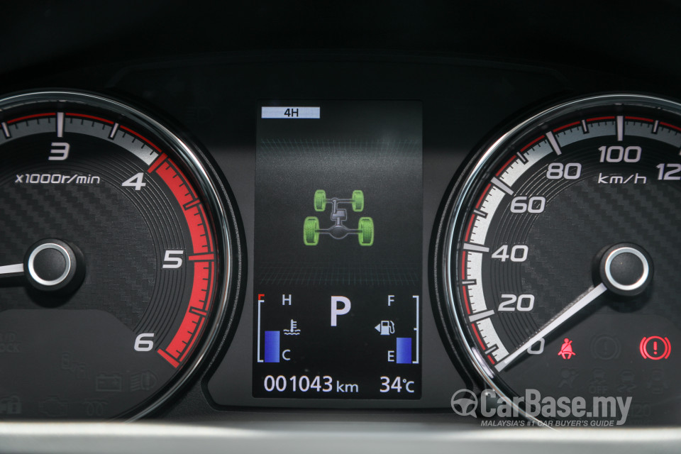 Mitsubishi Triton Mk2 Facelift (2019) Interior