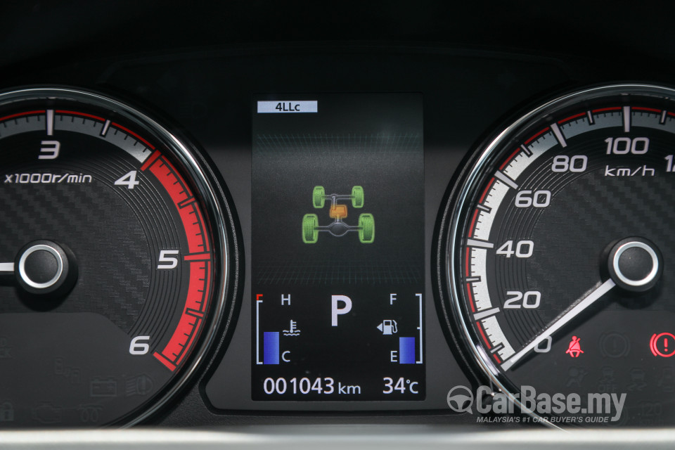Mitsubishi Triton Mk2 Facelift (2019) Interior