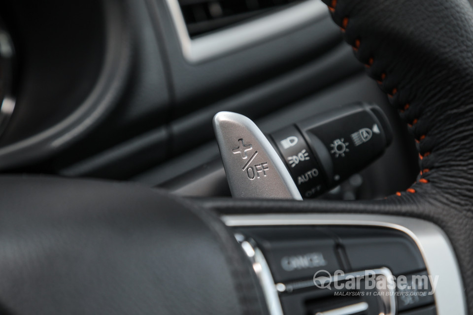 Mitsubishi Triton Mk2 Facelift (2019) Interior