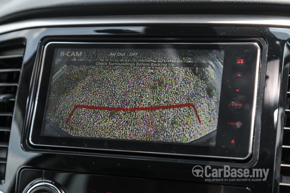 Mitsubishi Triton Mk2 Facelift (2019) Interior