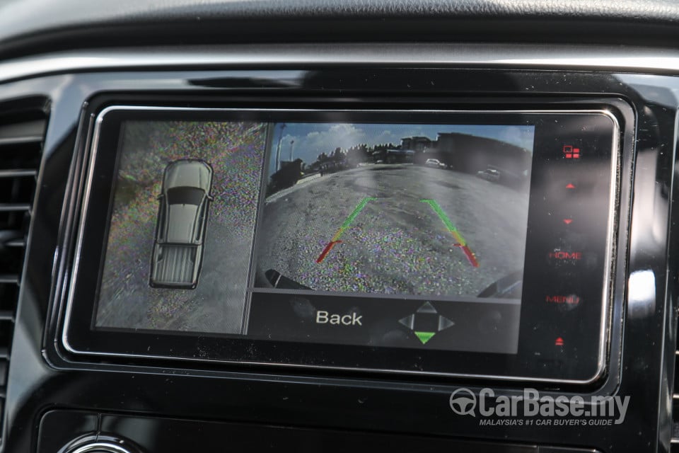 Mitsubishi Triton Mk2 Facelift (2019) Interior