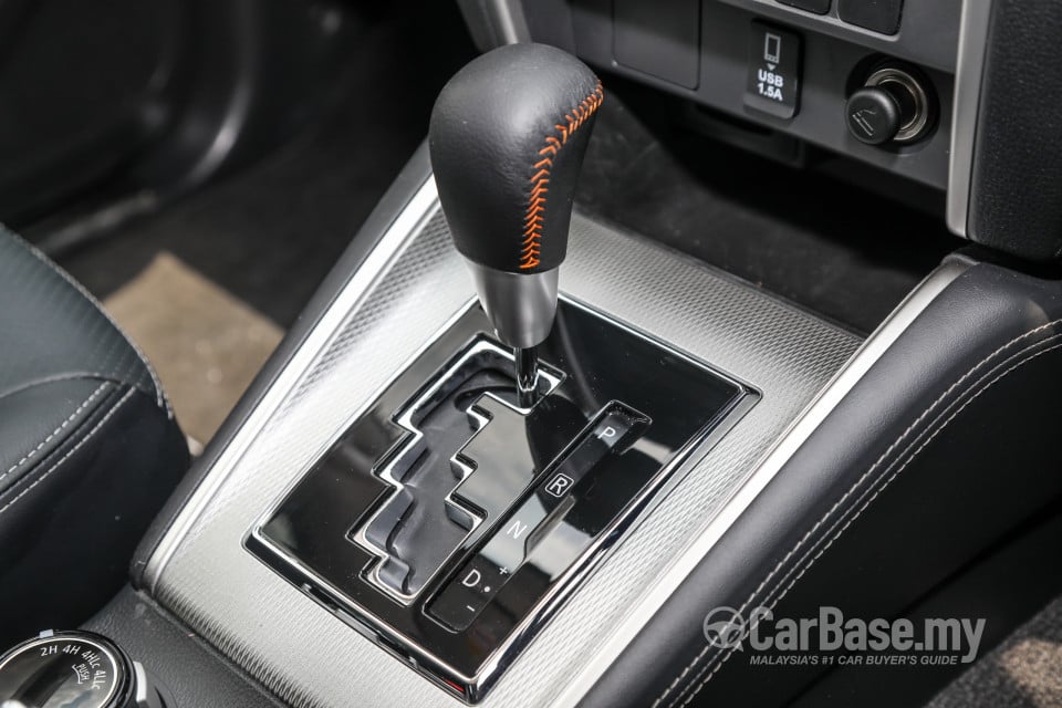 Mitsubishi Triton Mk2 Facelift (2019) Interior