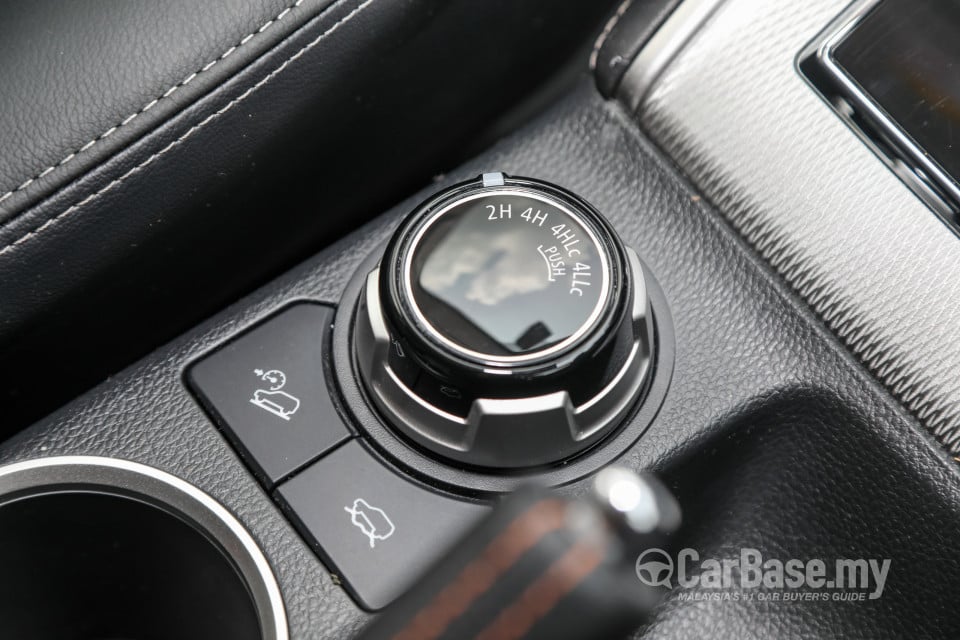 Mitsubishi Triton Mk2 Facelift (2019) Interior