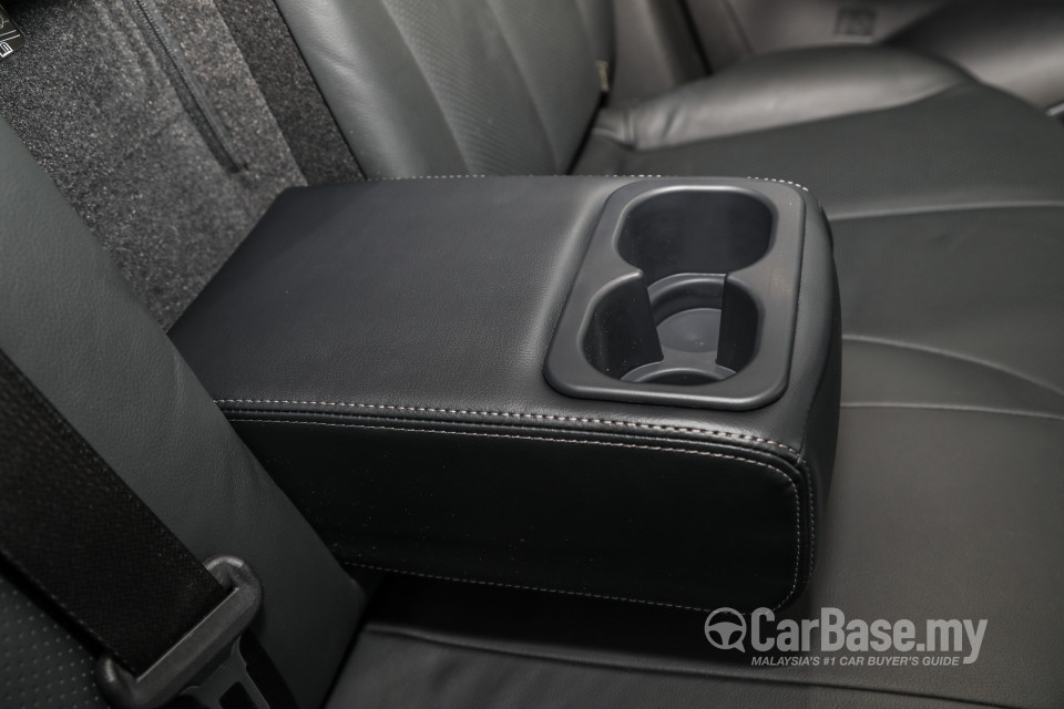 Mitsubishi Triton Mk2 Facelift (2019) Interior