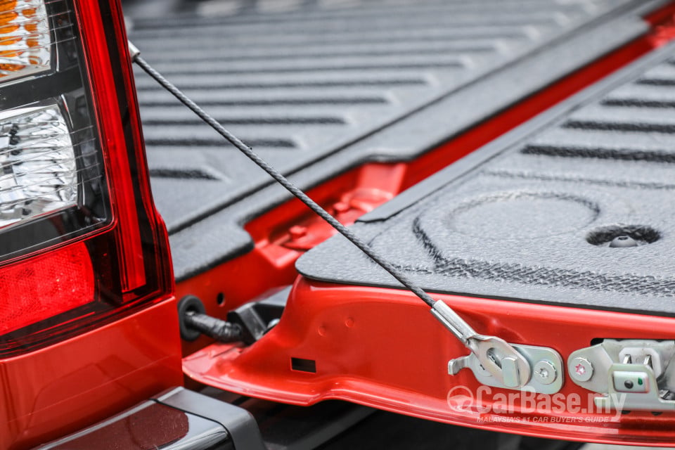 Mitsubishi Triton Mk2 Facelift (2019) Interior