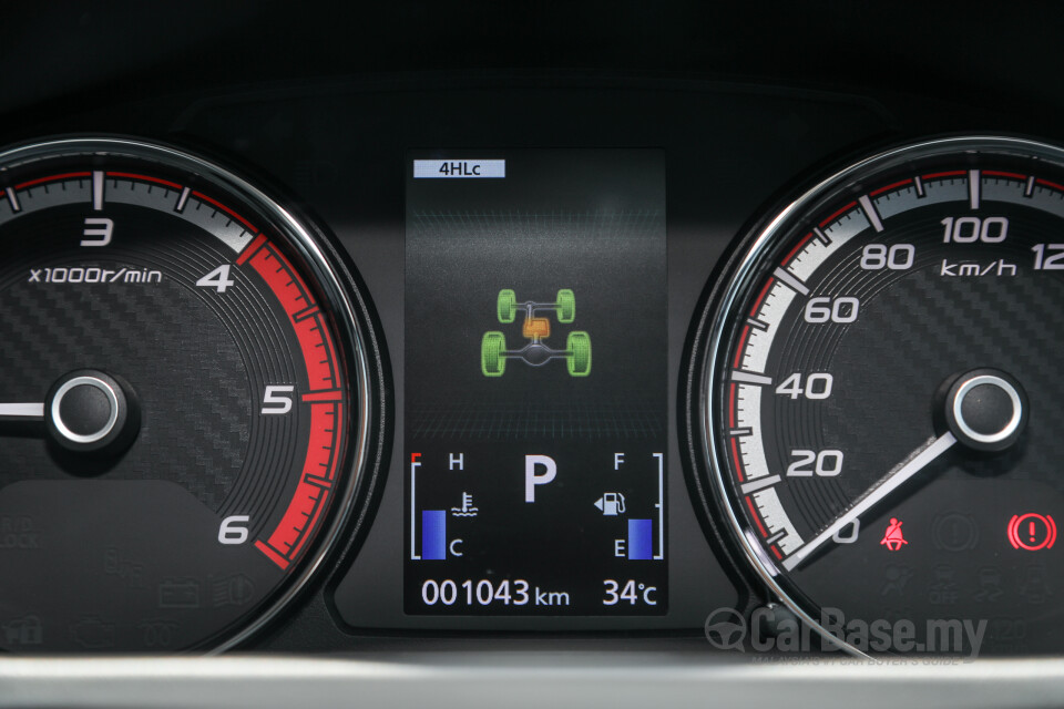 Mitsubishi Triton Mk2 Facelift (2019) Interior