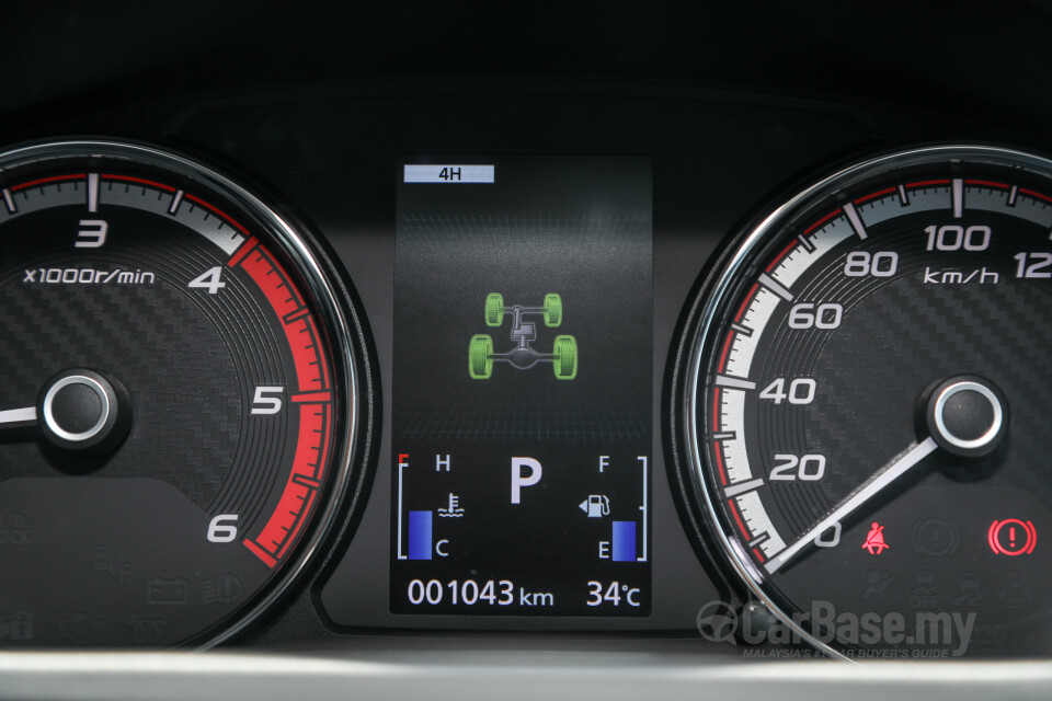 Mitsubishi Triton Mk2 Facelift (2019) Interior