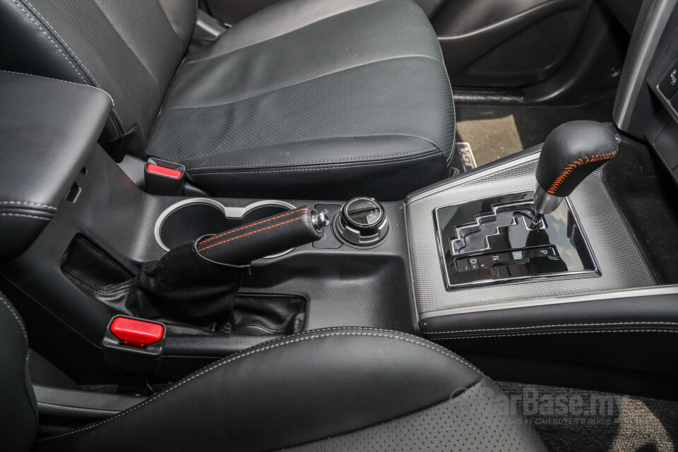 Mitsubishi Triton Mk2 Facelift (2019) Interior