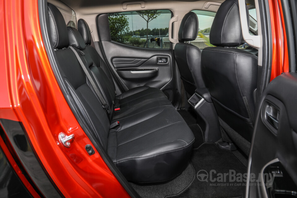 Mitsubishi Triton Mk2 Facelift (2019) Interior