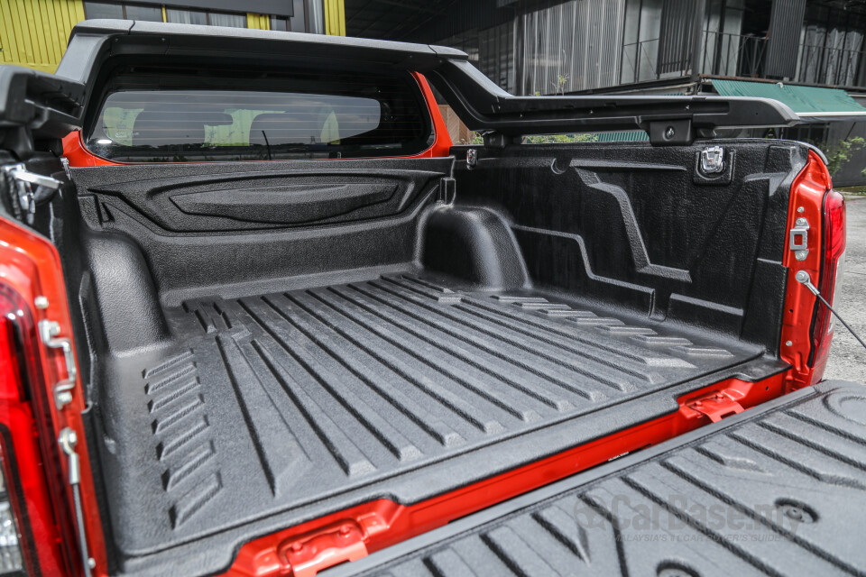 Mitsubishi Triton Mk2 Facelift (2019) Interior