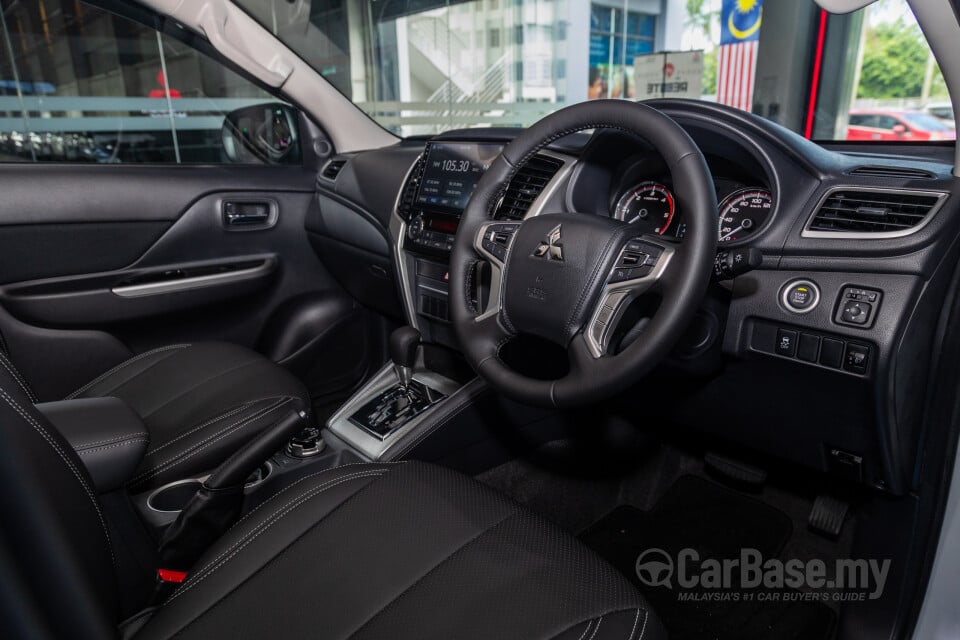 Mitsubishi Triton Mk2 Facelift (2019) Interior