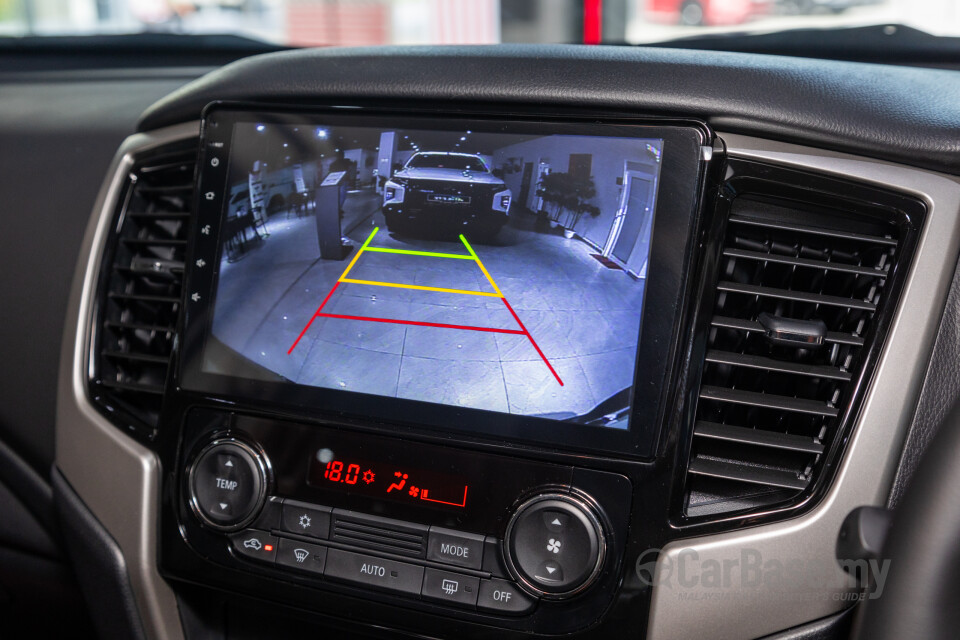 Mitsubishi Triton Mk2 Facelift (2019) Interior