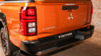 Mitsubishi Triton Exterior photo