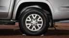 Mitsubishi Triton Exterior photo