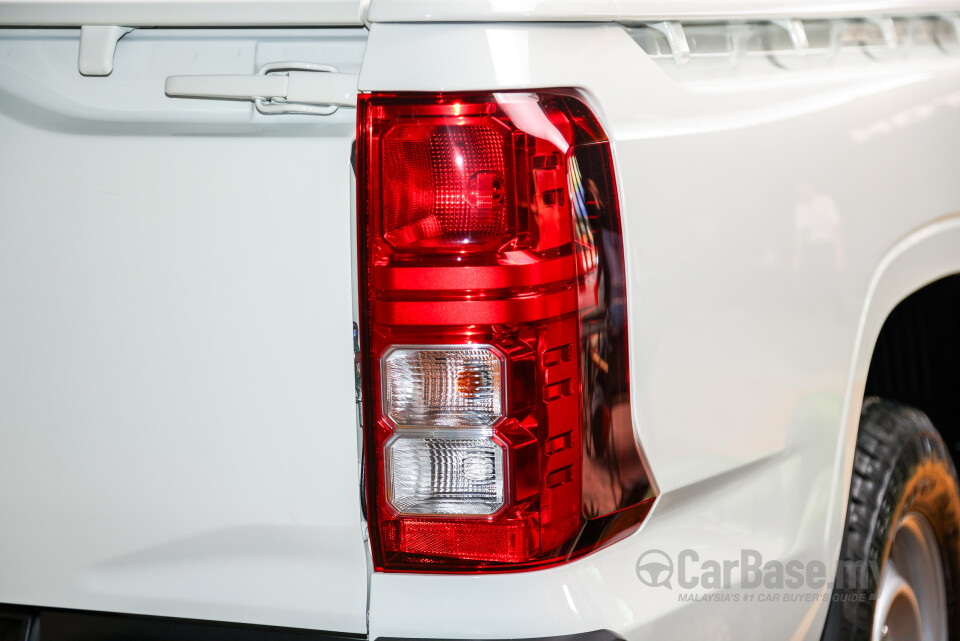 Mitsubishi Triton Mk3 (2024) Exterior