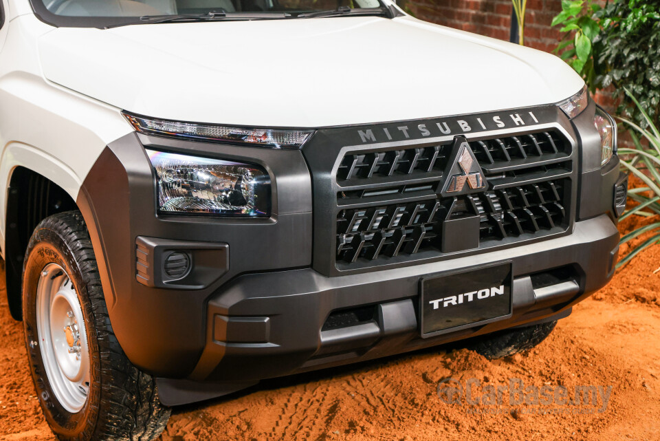 Mitsubishi Triton Mk3 (2024) Exterior