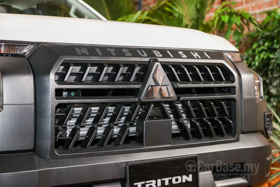 Mitsubishi Triton Mk3 (2024) Exterior