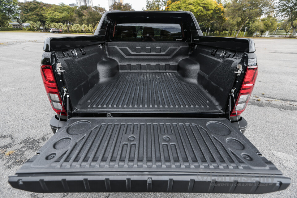 Mitsubishi Triton Mk3 (2024) Exterior
