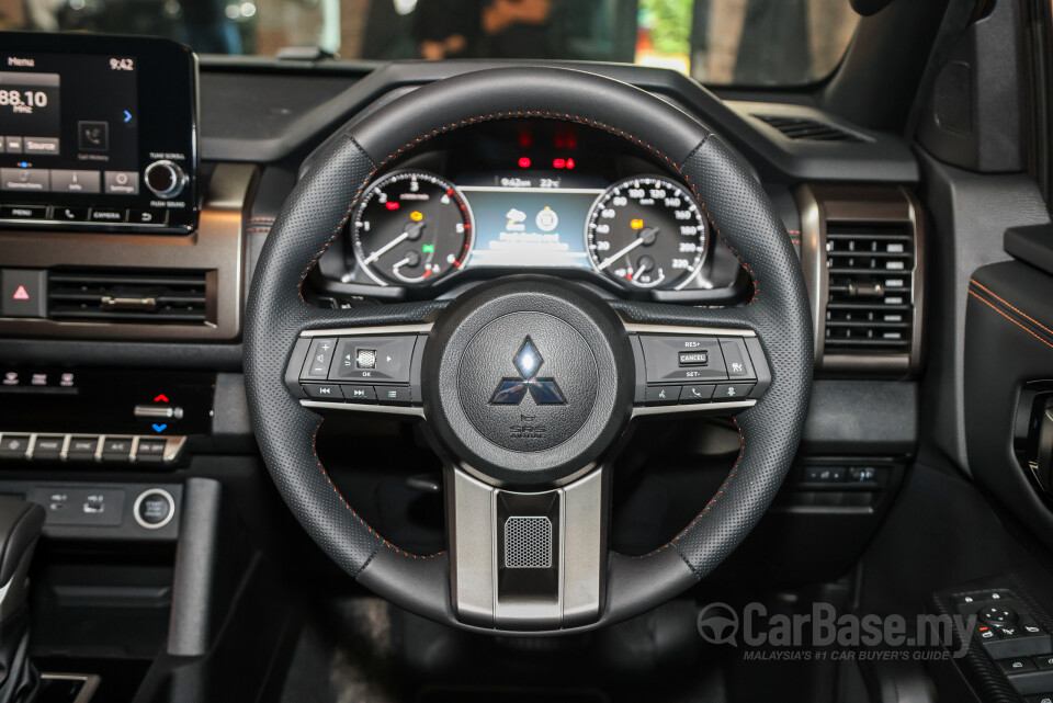 Mitsubishi Triton Mk3 (2024) Interior