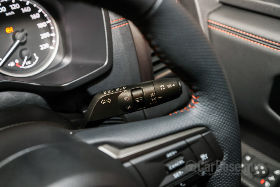 Mitsubishi Triton Mk3 (2024) Interior
