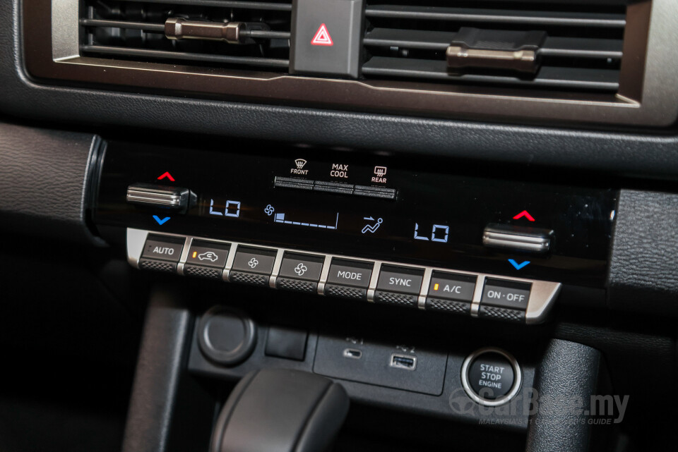 Mitsubishi Triton Mk3 (2024) Interior
