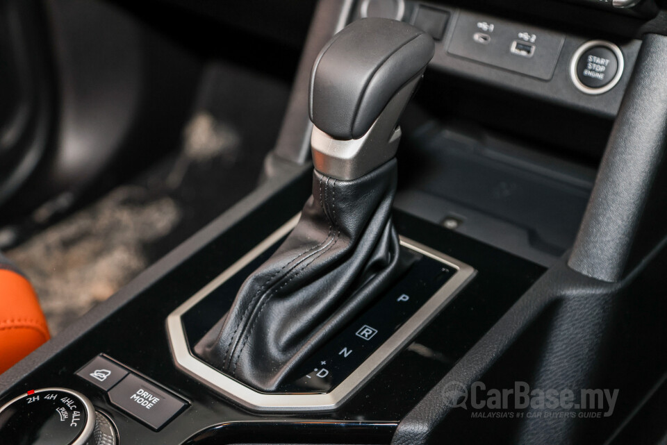 Mitsubishi Triton Mk3 (2024) Interior