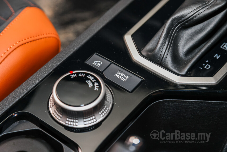 Mitsubishi Triton Mk3 (2024) Interior