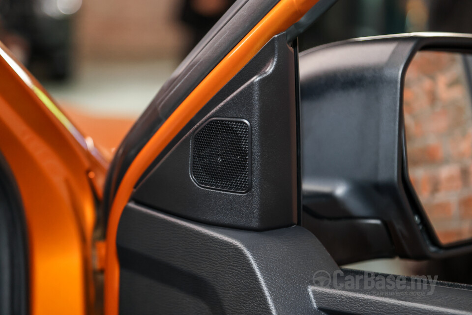 Mitsubishi Triton Mk3 (2024) Interior