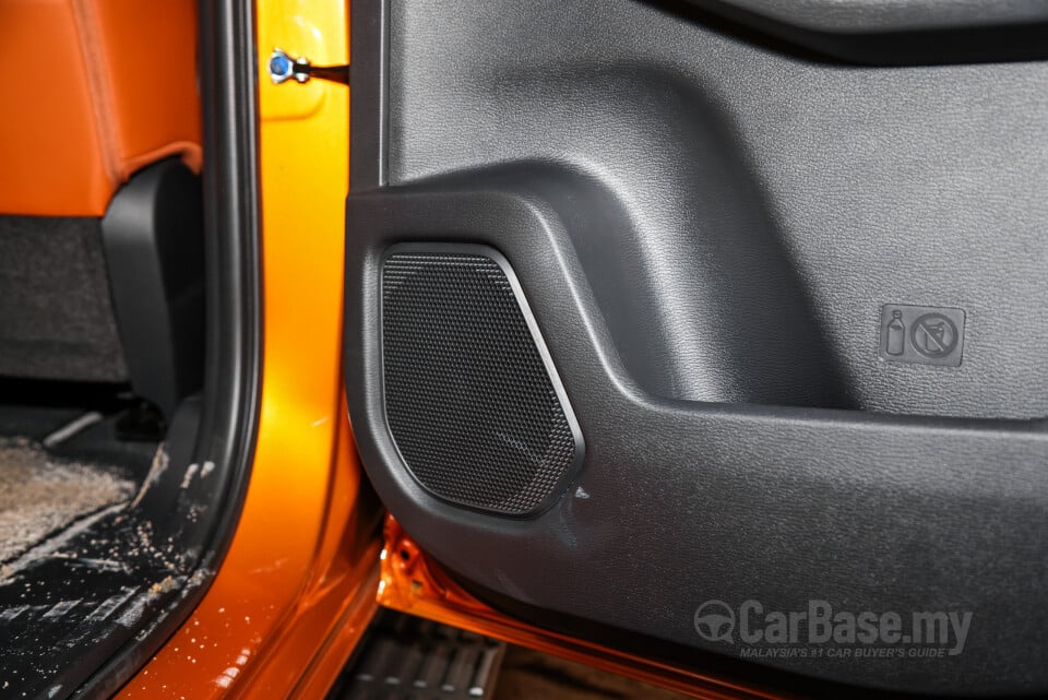 Mitsubishi Triton Mk3 (2024) Interior