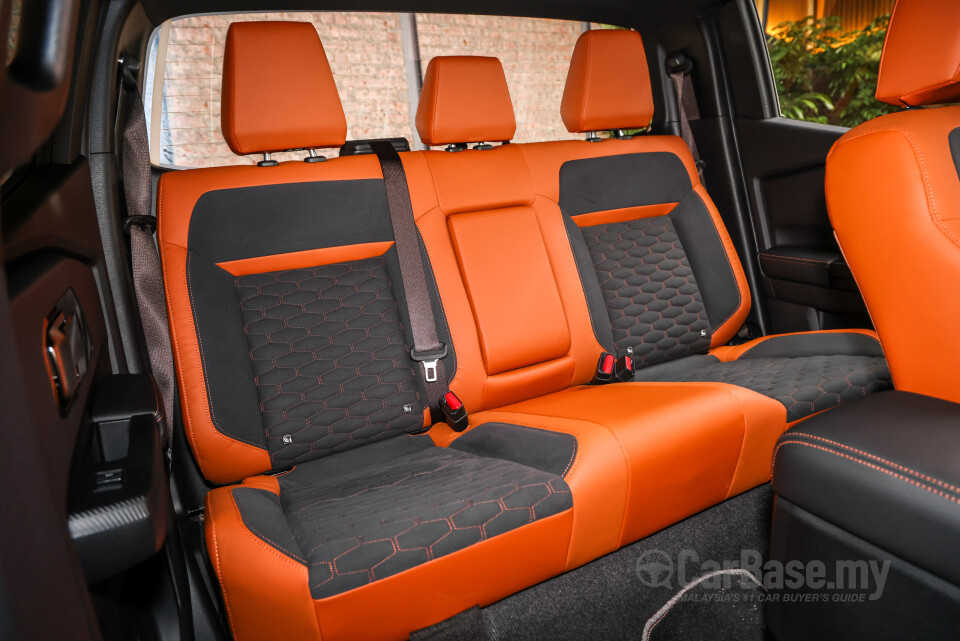 Mitsubishi Triton Mk3 (2024) Interior