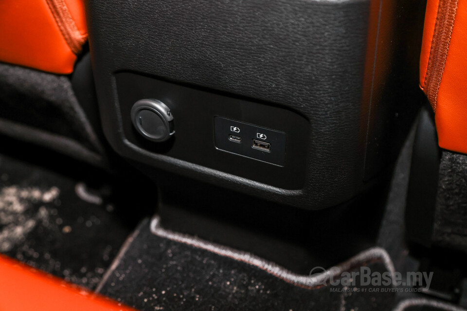 Mitsubishi Triton Mk3 (2024) Interior