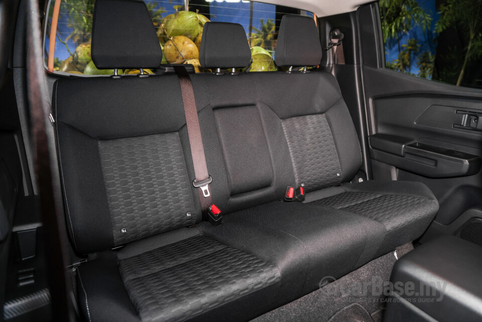 Mitsubishi Triton Mk3 (2024) Interior