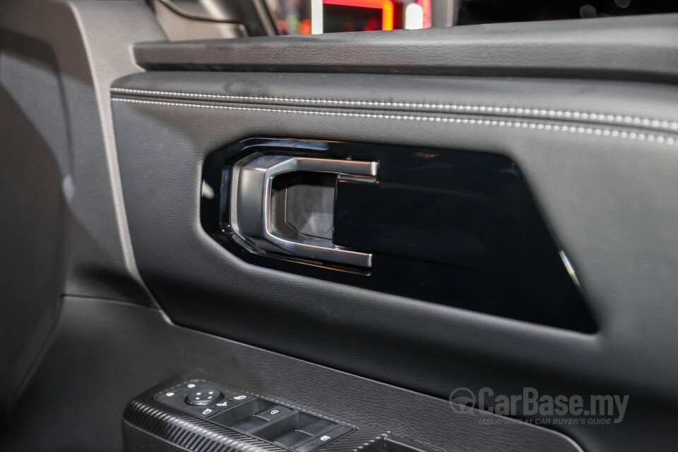 Mitsubishi Triton Mk3 (2024) Interior