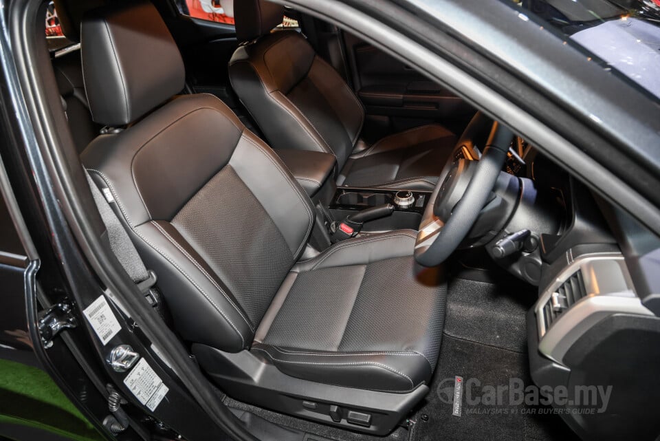 Mitsubishi Triton Mk3 (2024) Interior
