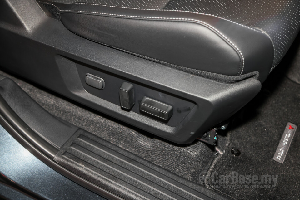 Mitsubishi Triton Mk3 (2024) Interior