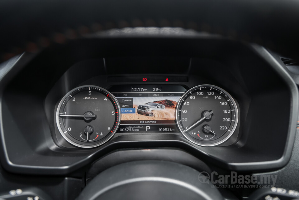 Mitsubishi Triton Mk3 (2024) Interior