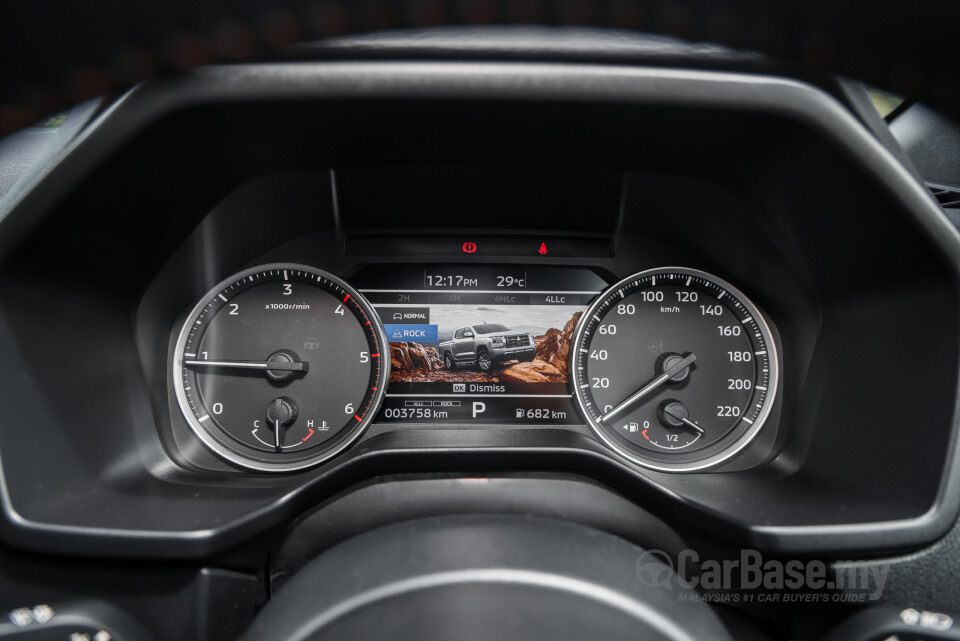 Mitsubishi Triton Mk3 (2024) Interior