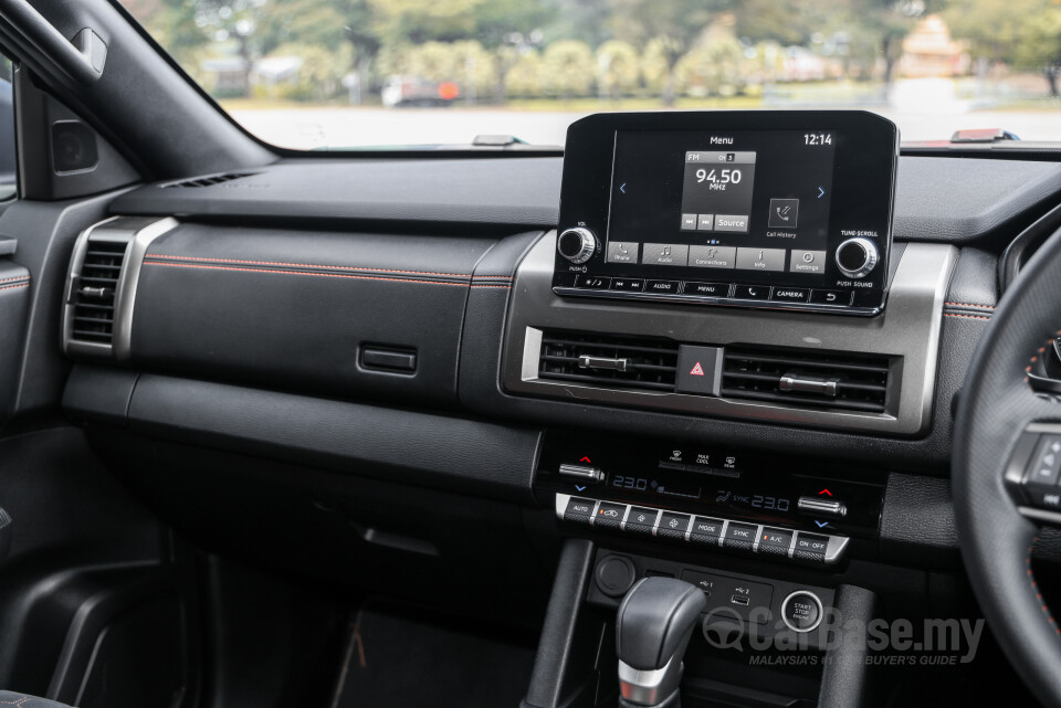 Mitsubishi Triton Mk3 (2024) Interior