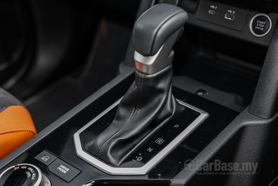 Mitsubishi Triton Mk3 (2024) Interior